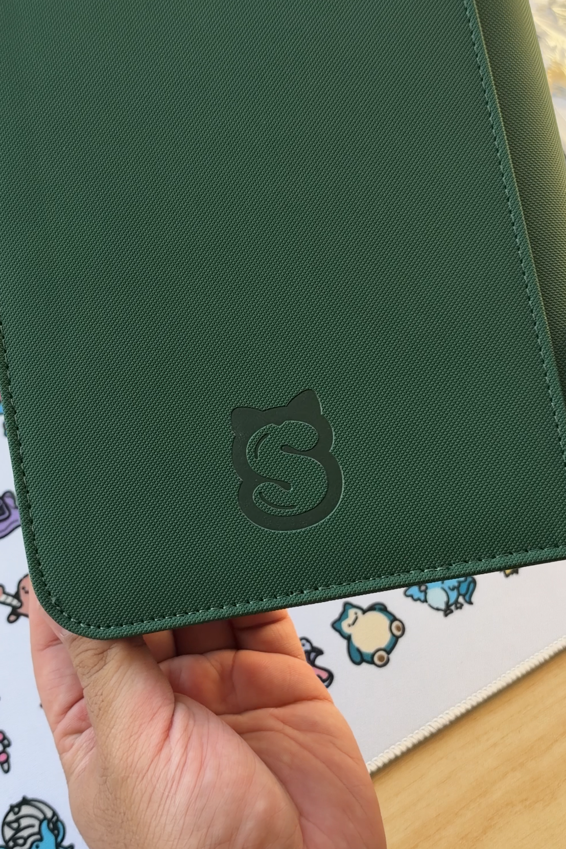 DISCOUNTED 4 Pocket Zip-Up TCG Binder (Fits Penny Sleeve Only)