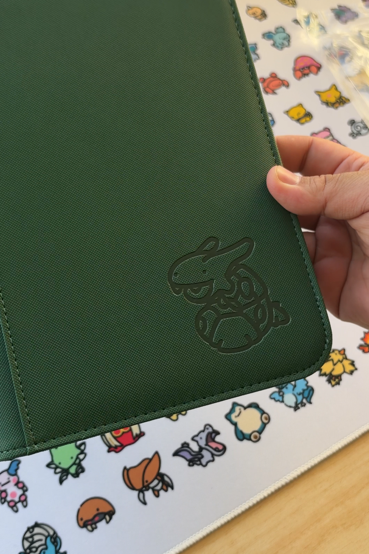 DISCOUNTED 4 Pocket Zip-Up TCG Binder (Fits Penny Sleeve Only)